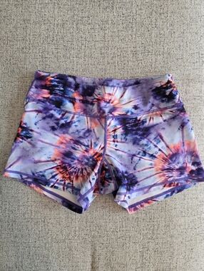 Born Primitive Shorts Size Small Double Take Bootie Shorts